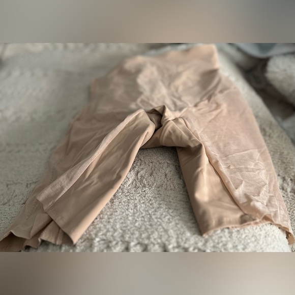 🎸Honeylove🎸🔥NWT🔥Superpower Mid-Waist Short in Sand— S - Picture 11 of 14